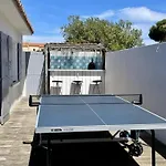 Familiale A 100m De La Avec Piscine - Fr-1-529-172 Willa *
