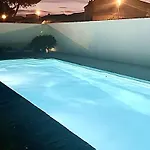 Familiale A 100m De La Avec Piscine - Fr-1-529-172 *
