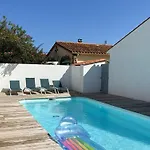 Familiale A 100m De La Avec Piscine - Fr-1-529-172 Willa Le Barcarès