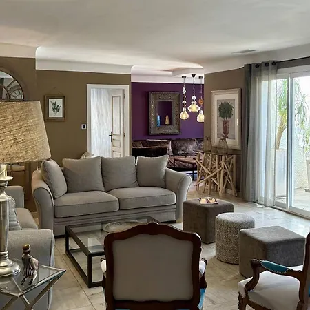 Familiale A 100m De La Avec Piscine - Fr-1-529-172 *