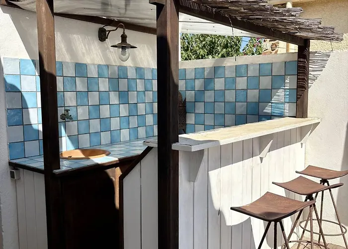 Familiale A 100m De La Avec Piscine - Fr-1-529-172 Villa